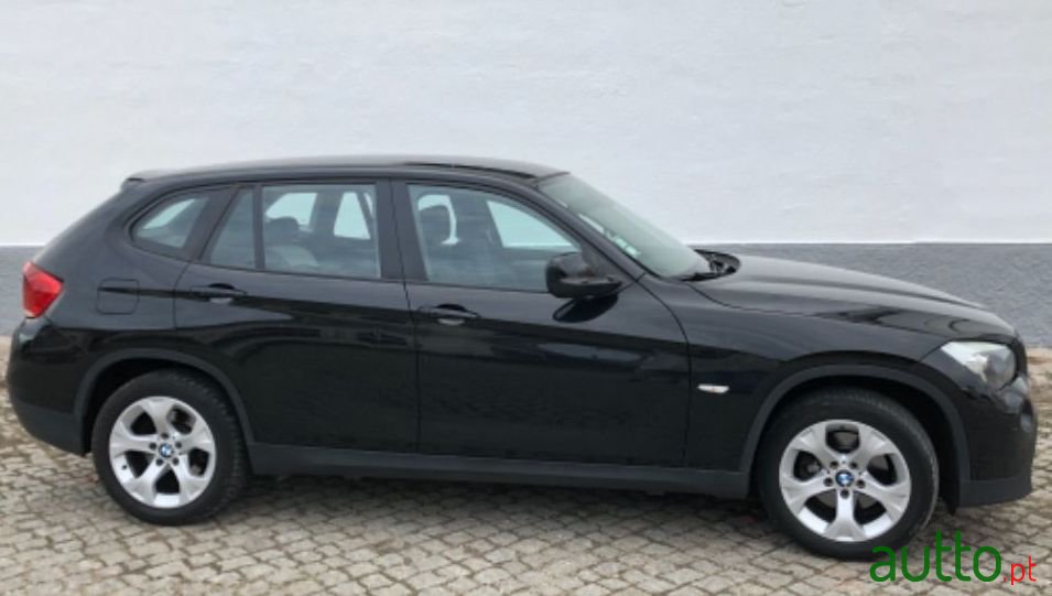 2011' BMW X1 photo #3