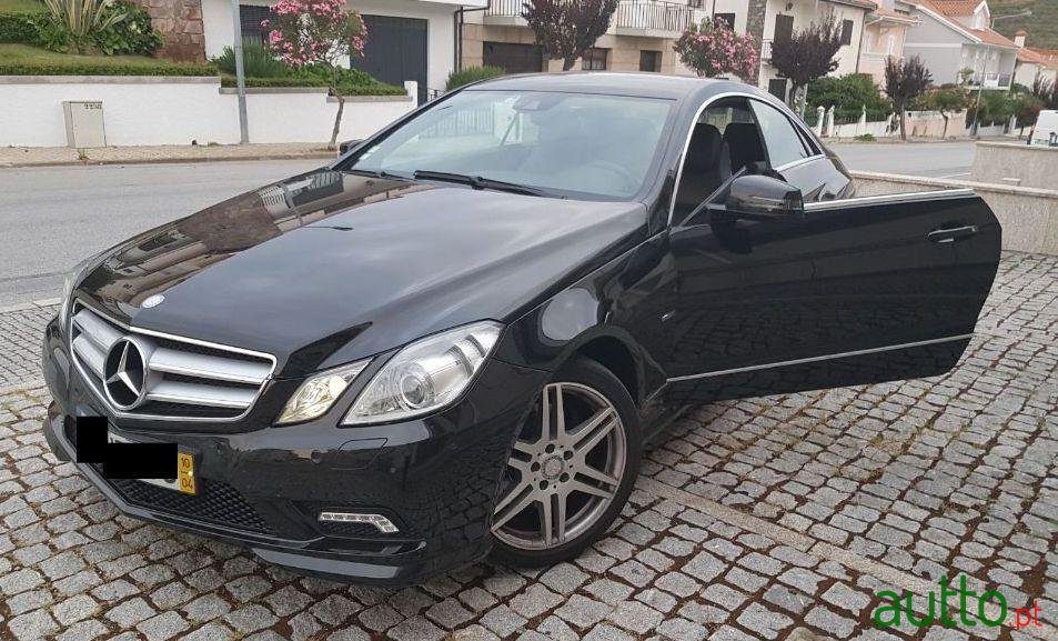 2010' Mercedes-Benz E-350 Cdi photo #1