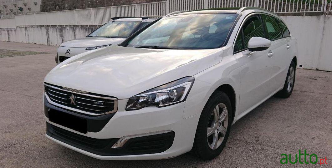 2015' Peugeot 508 Sw photo #1