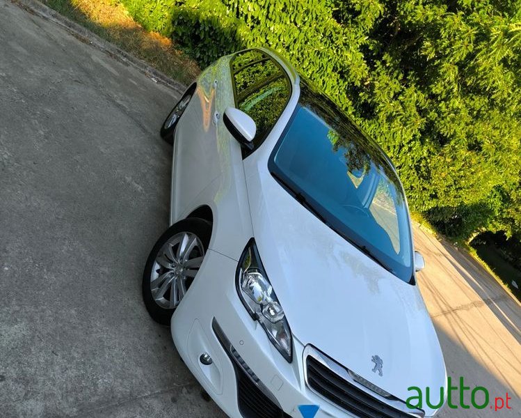 2016' Peugeot 308 Sw photo #2