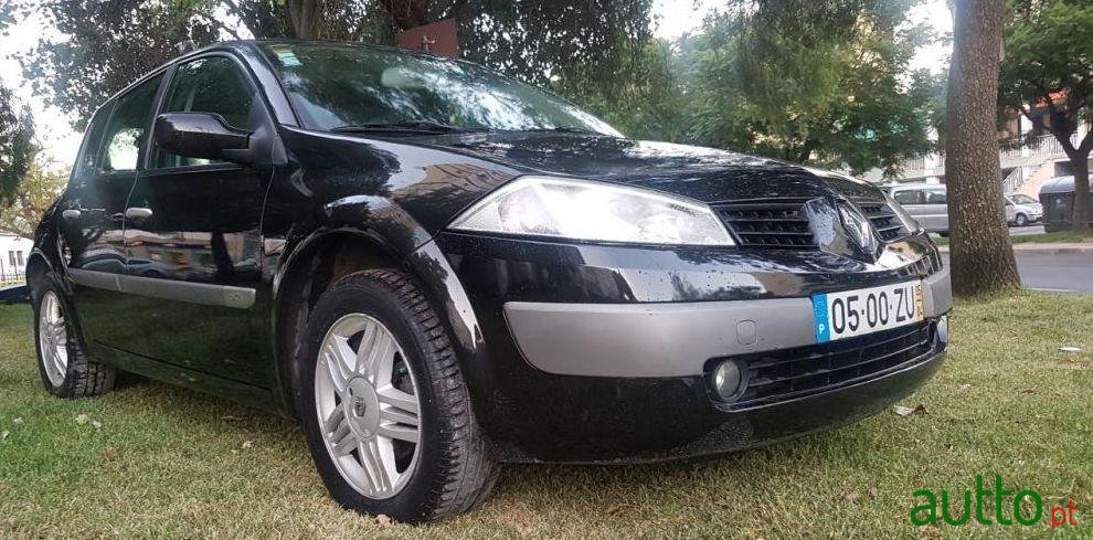 2005' Renault Megane photo #2