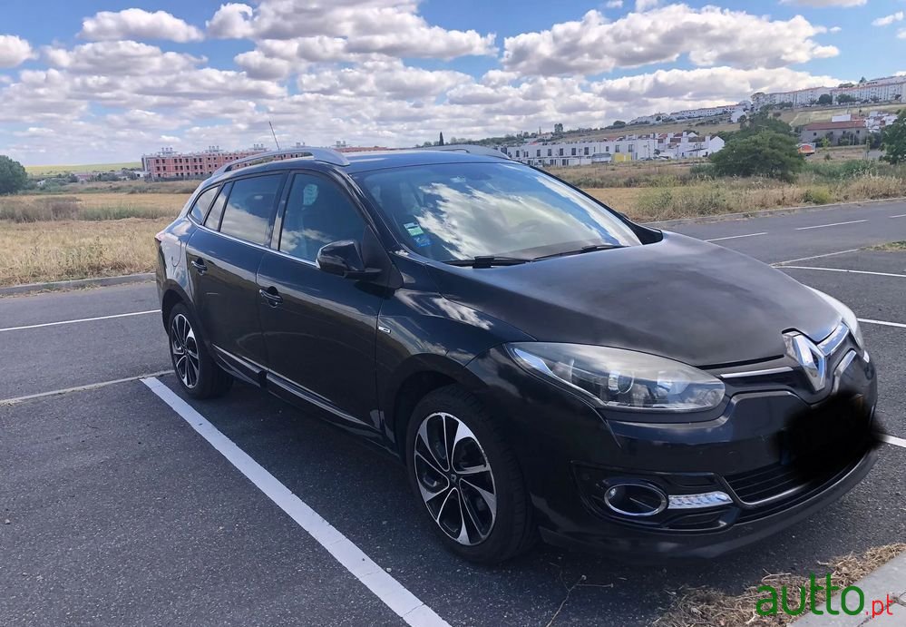 2015' Renault Mégane Sport Tourer photo #1