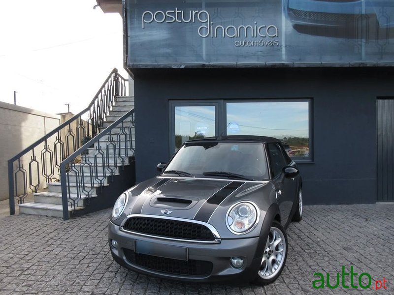 2009' MINI Cabrio Cooper S photo #1