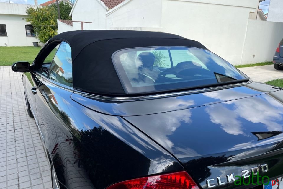 2006' Mercedes-Benz Clk-200 photo #5