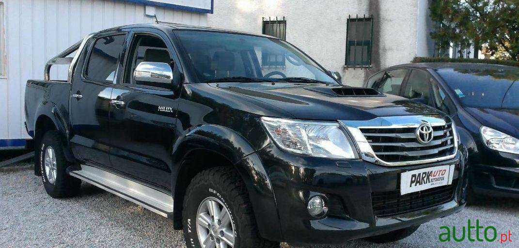 2012' Toyota Hilux Tracker 4X4 140Cv photo #1
