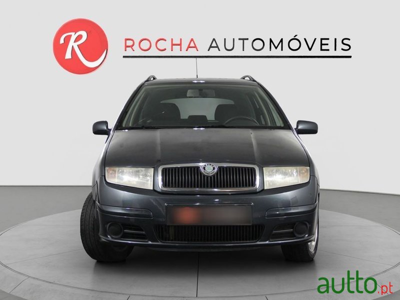 2007' Skoda Fabia Break photo #2