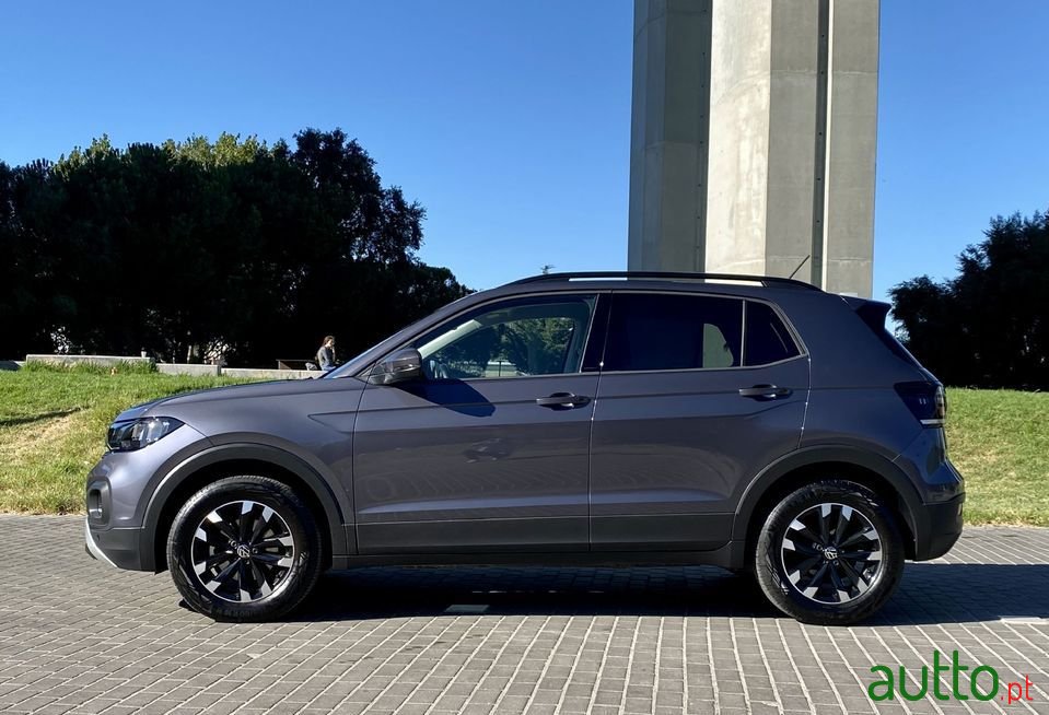 2021' Volkswagen T-Cross photo #2