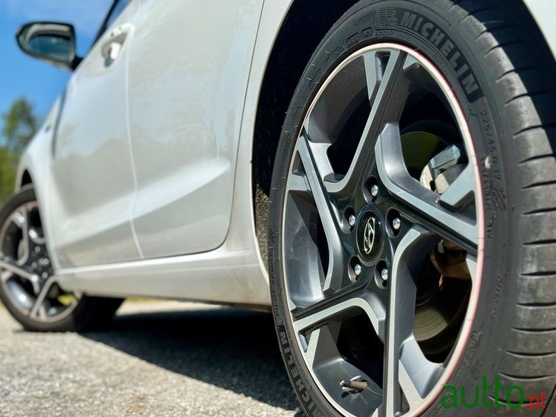 2021' Hyundai i30 photo #5