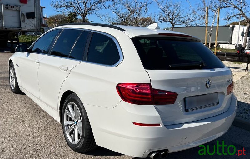 2014' BMW Série 5 D Touring photo #3