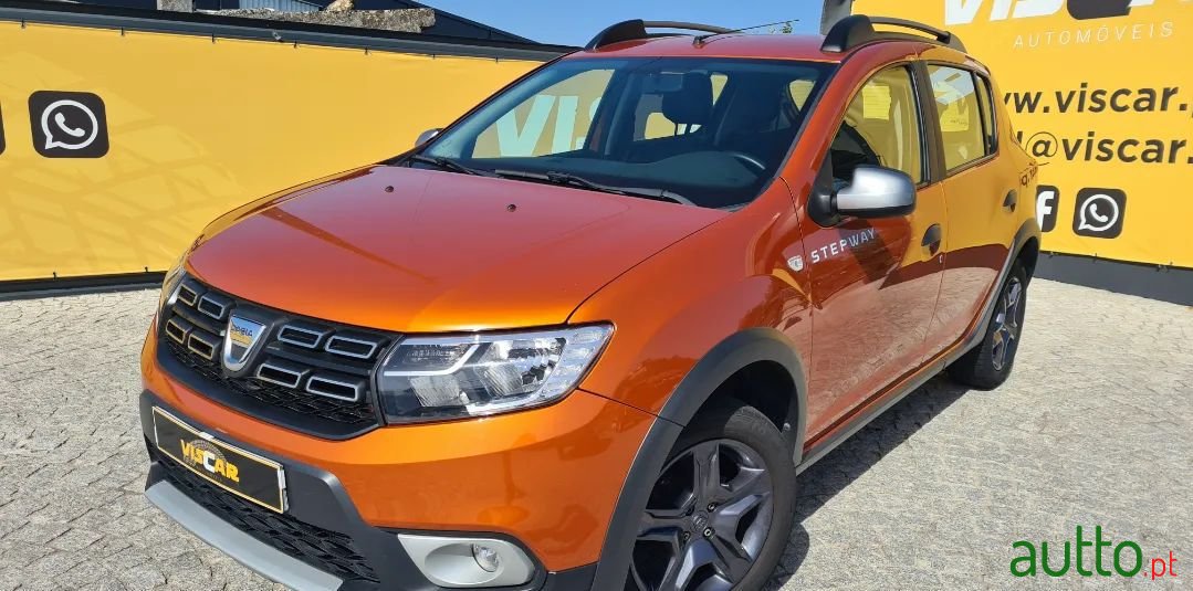 2017' Dacia Sandero photo #1