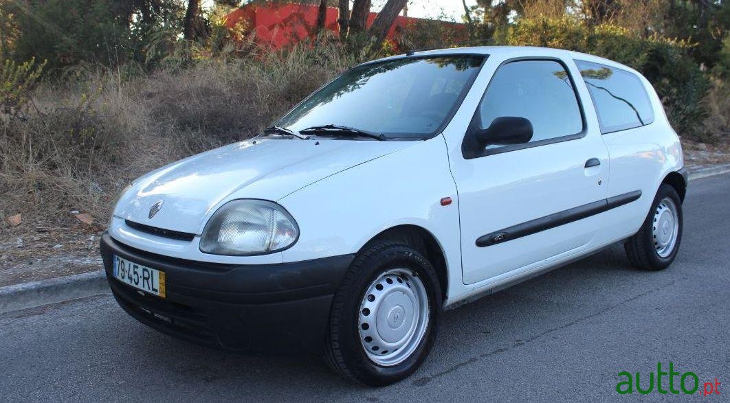 2001' Renault Clio 1.5Dci Comercial photo #2
