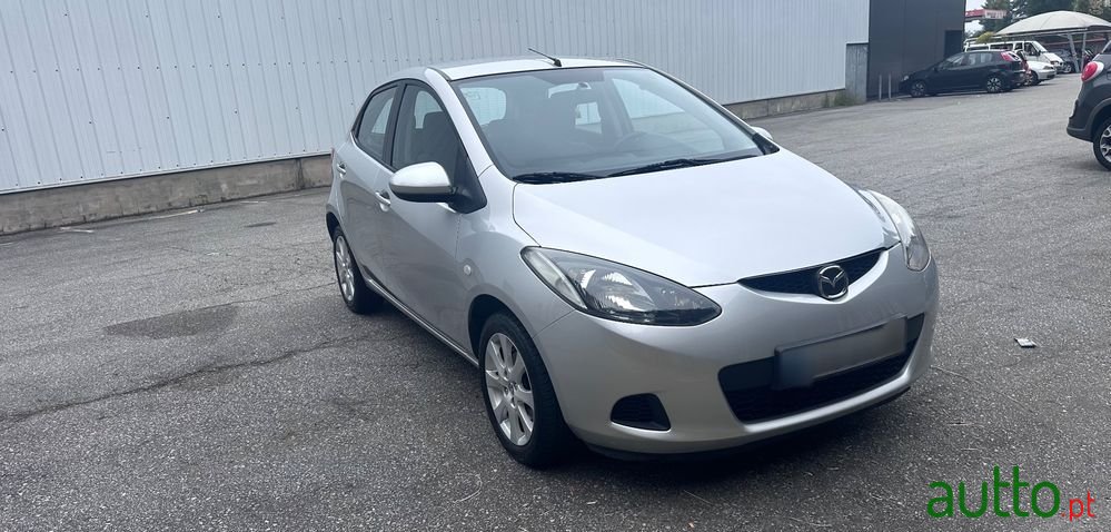 2008' Mazda 2 1.4 Mz-Cd Comfort photo #2