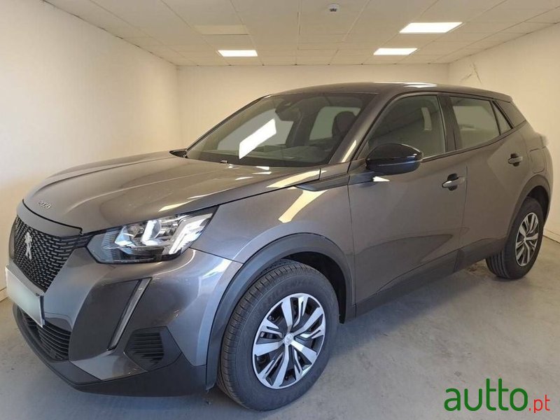2023' Peugeot 2008 photo #1