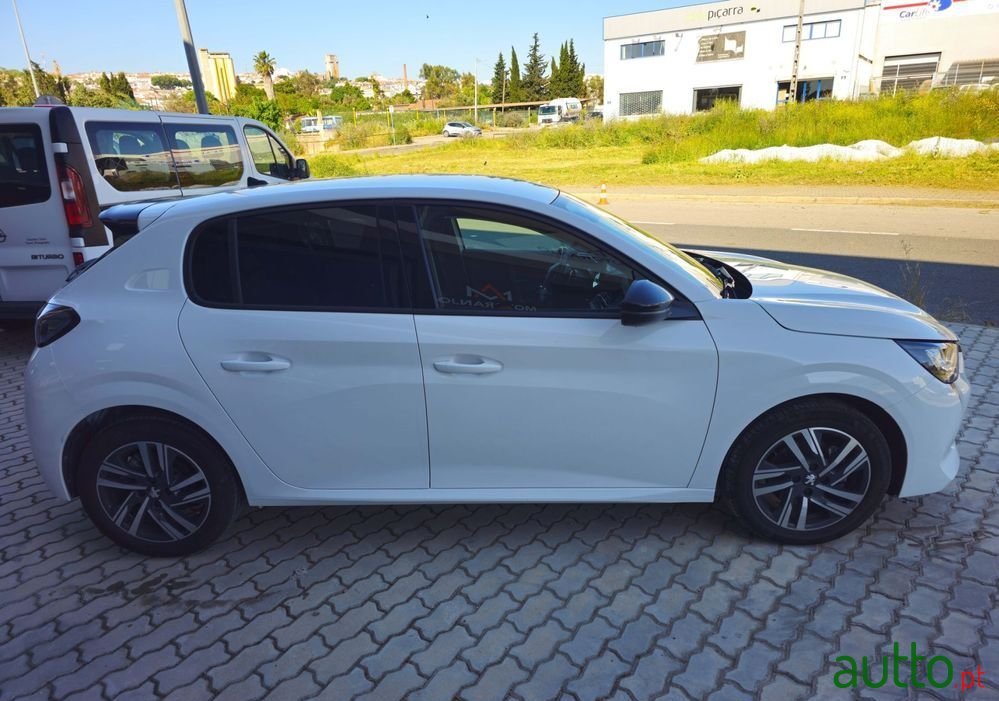 2023' Peugeot 208 photo #4