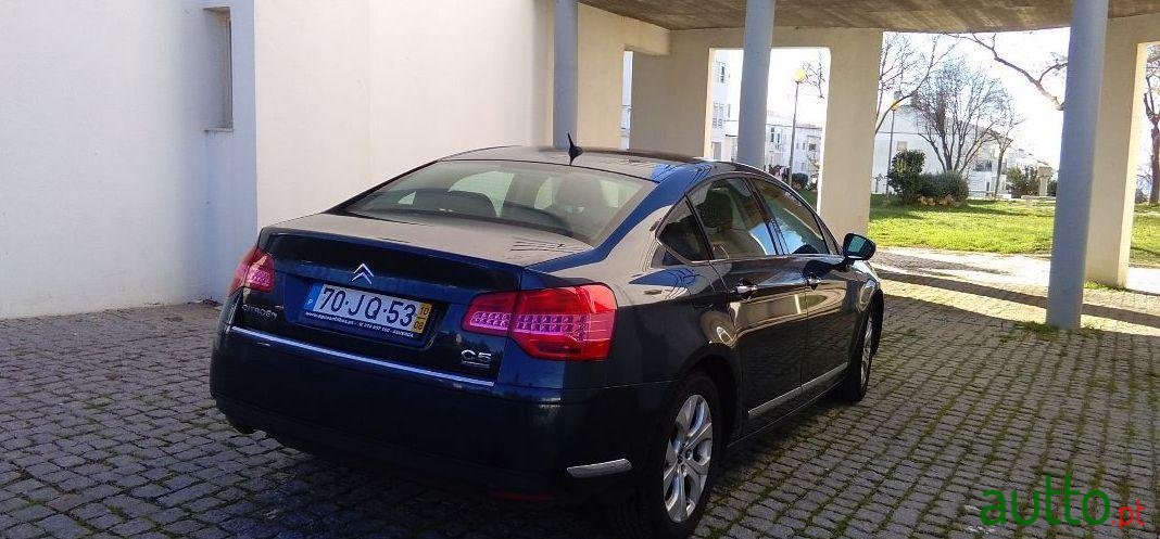 2010' Citroen C5 Exclusive 2.0 Hdi photo #3