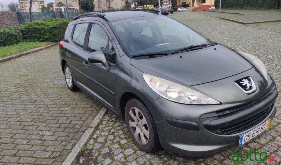 2007' Peugeot 207 Sw photo #2