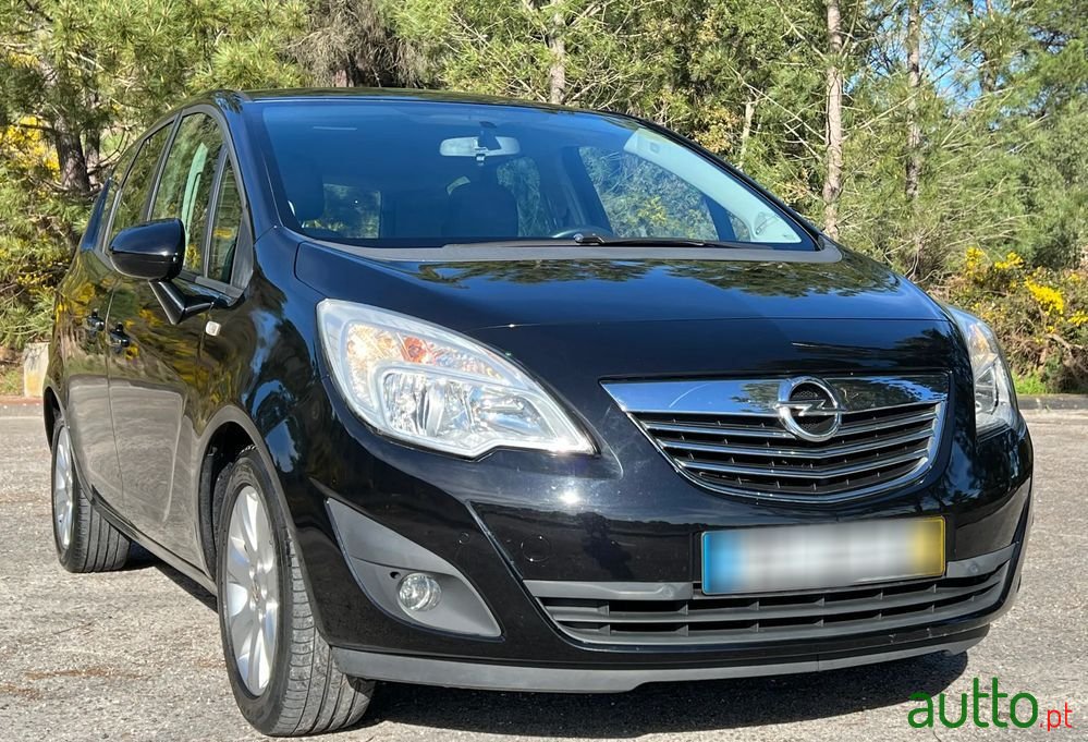 2010' Opel Meriva 1.3 Cdti Cosmo S/S photo #5