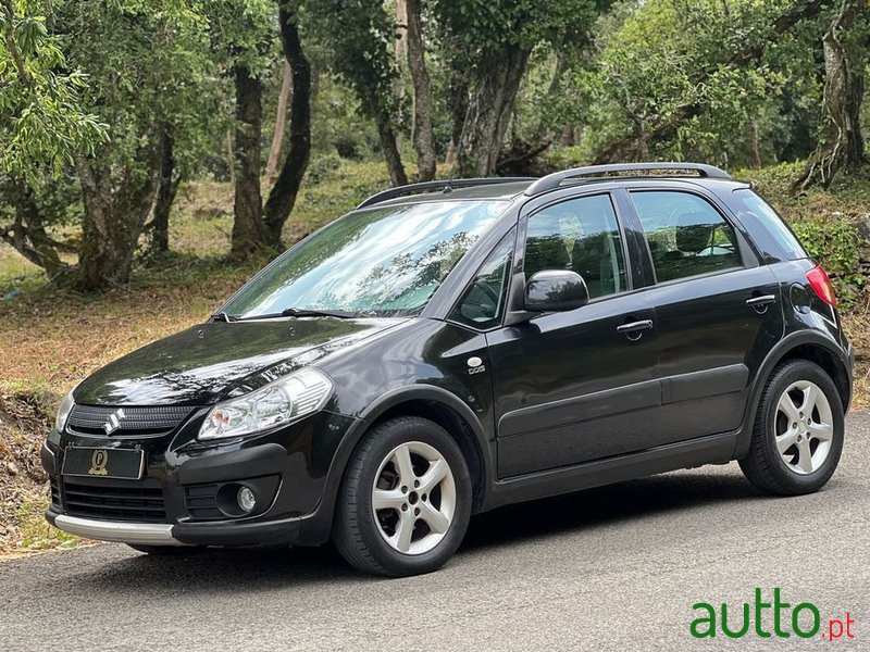 2008' Suzuki SX4 photo #1