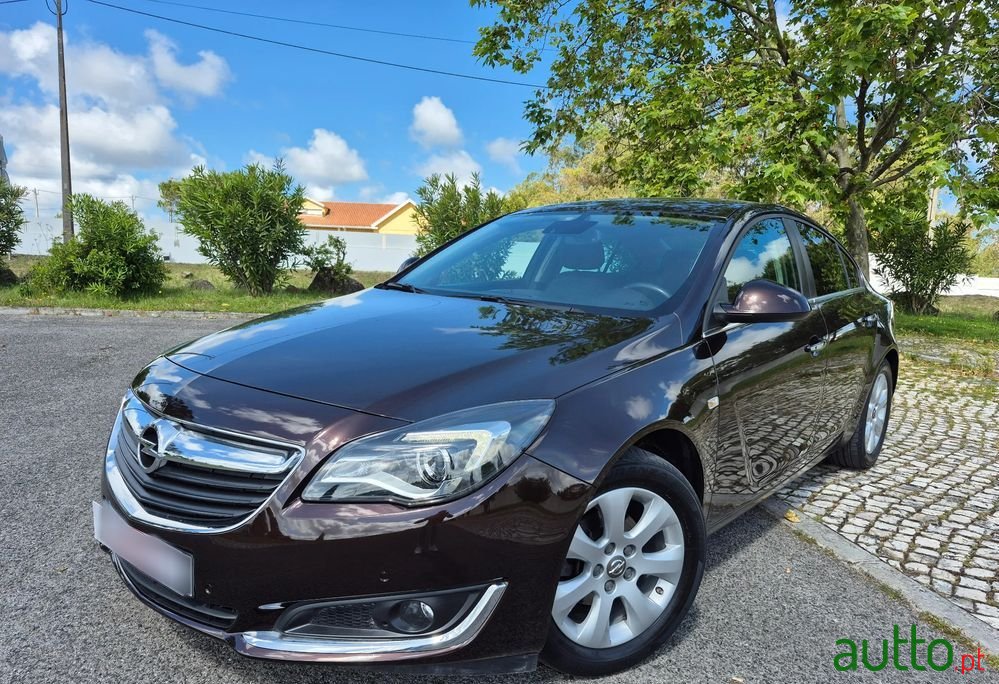 2016' Opel Insignia photo #1