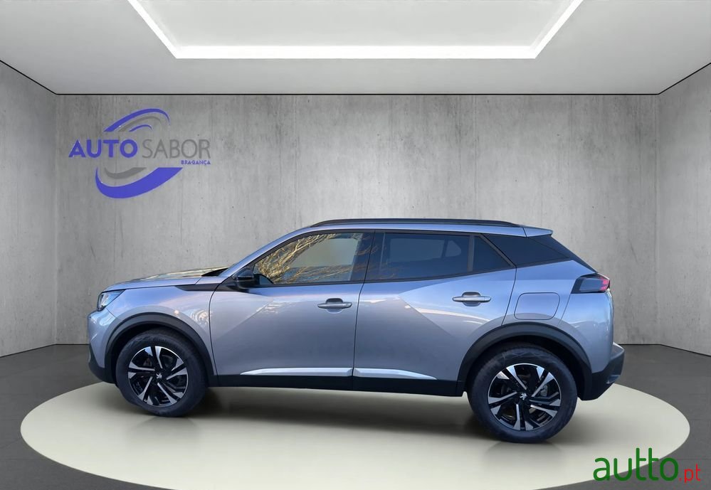 2022' Peugeot 2008 photo #2