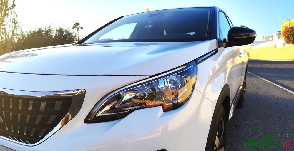 2017' Peugeot 3008 photo #5