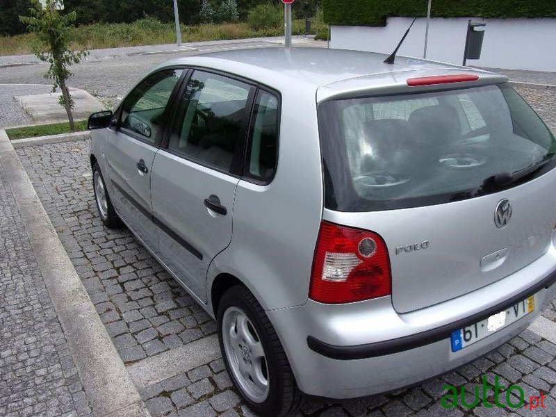 2003' Volkswagen Polo 1.2 photo #2