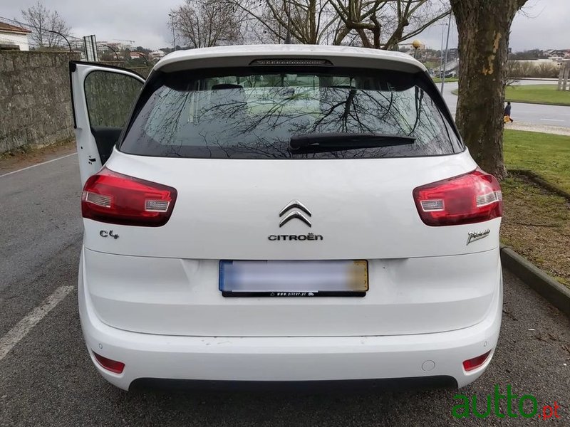 2014' Citroen C4 Picasso photo #6