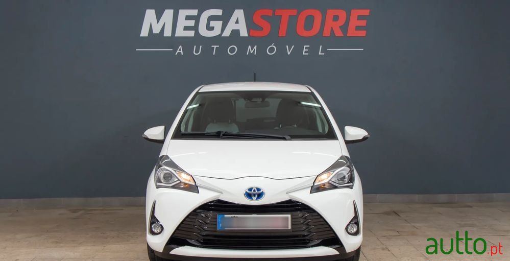 2018' Toyota Yaris photo #3