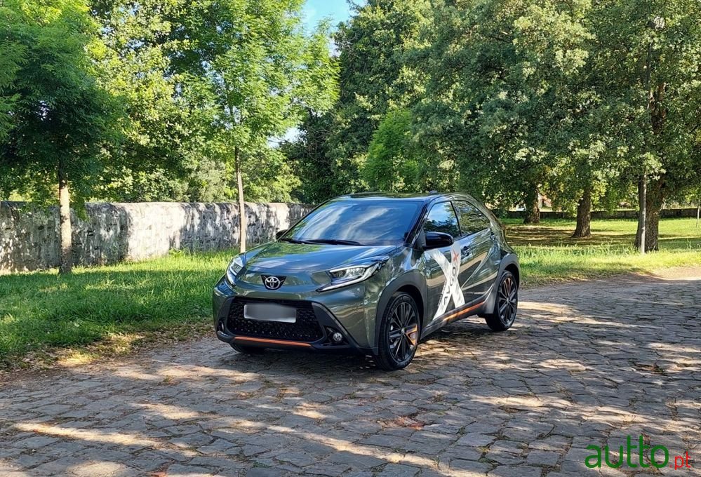 2022' Toyota Aygo X 1.0 Limited photo #1