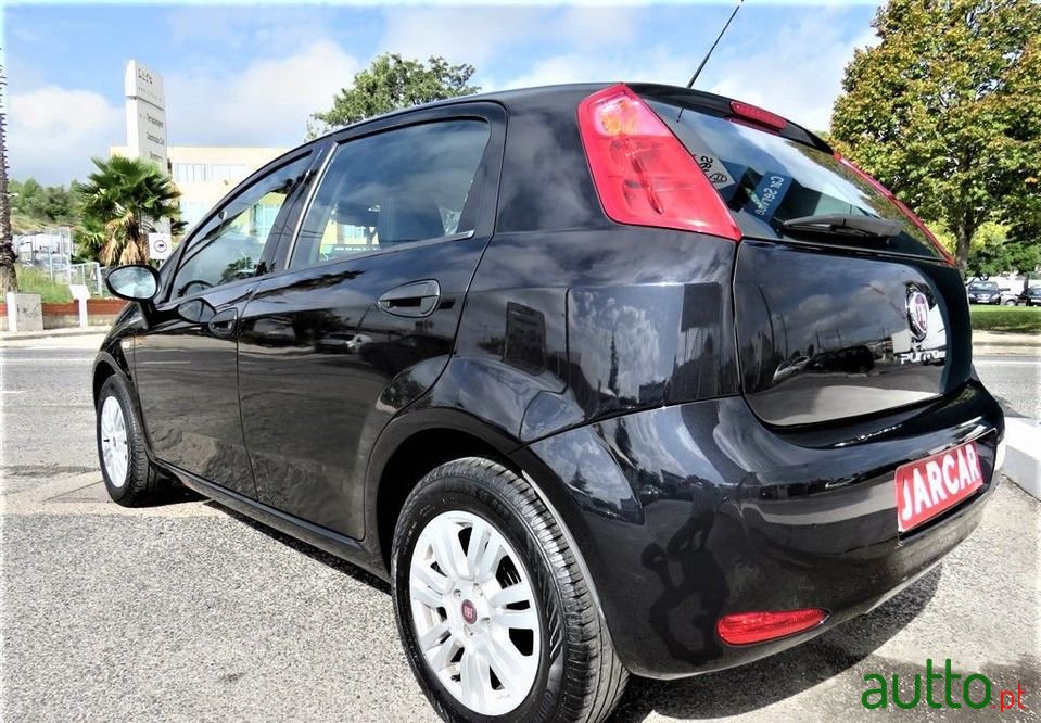 2017' Fiat Punto photo #4