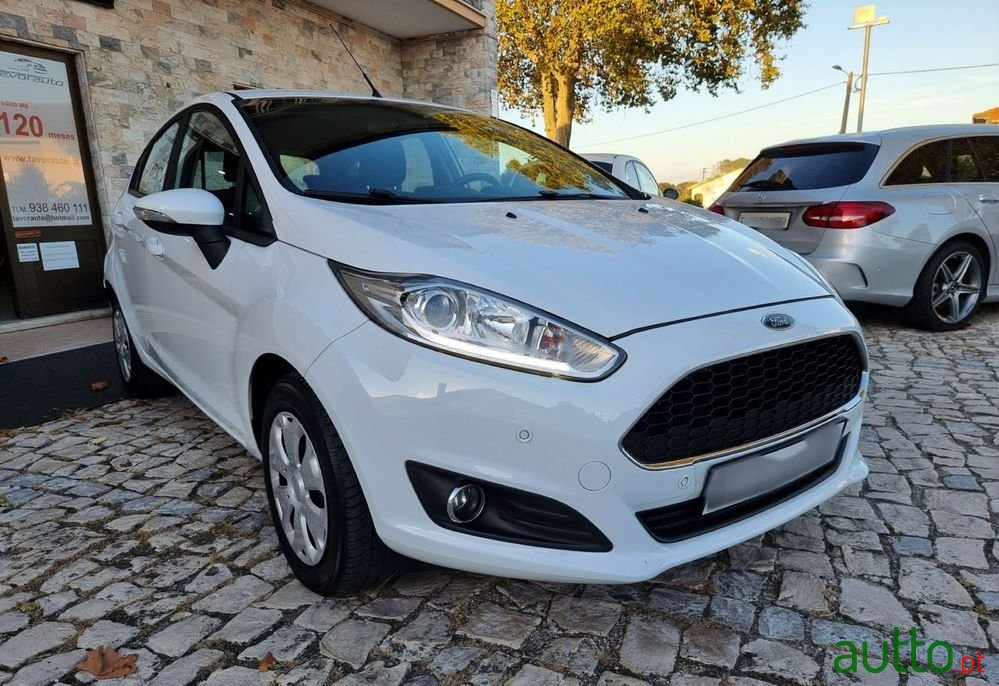 2017' Ford Fiesta 1.5 Tdci Titanium photo #2