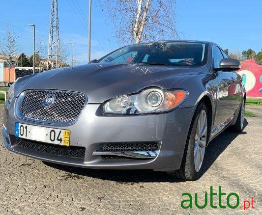 2010' Jaguar XF Premium Luxury 3.0 D photo #1