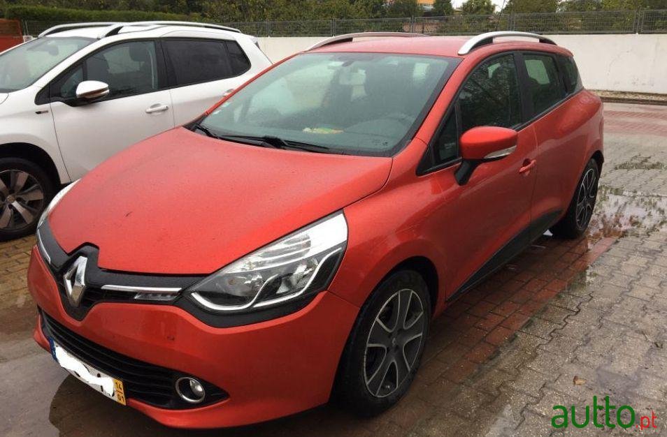 2014' Renault Clio Sport Tourer photo #2