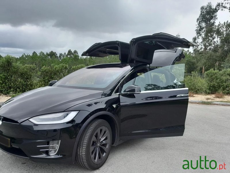 2019' Tesla Model X 75D photo #2