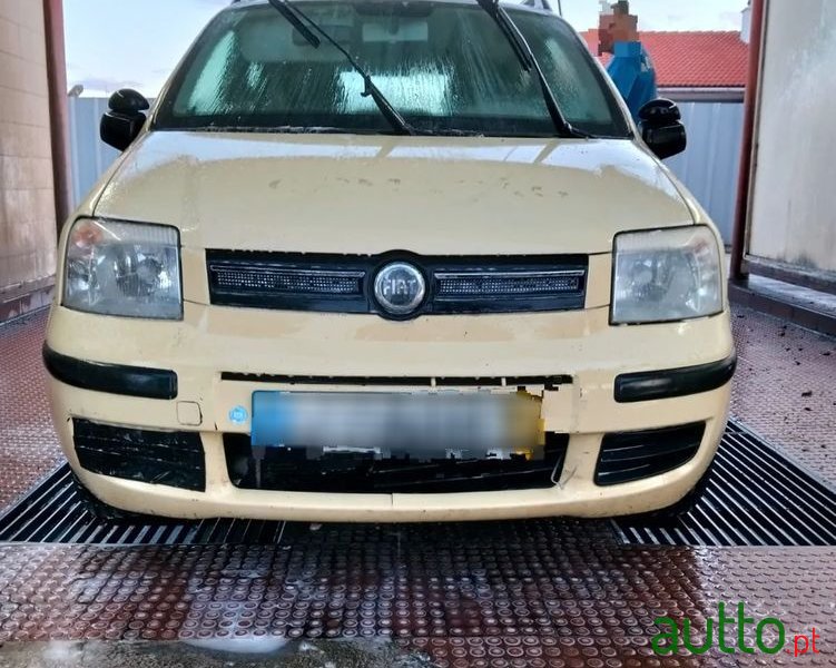 2005' Fiat Panda photo #3