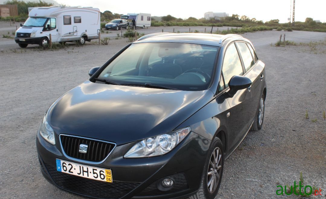 2010' SEAT Ibiza photo #4