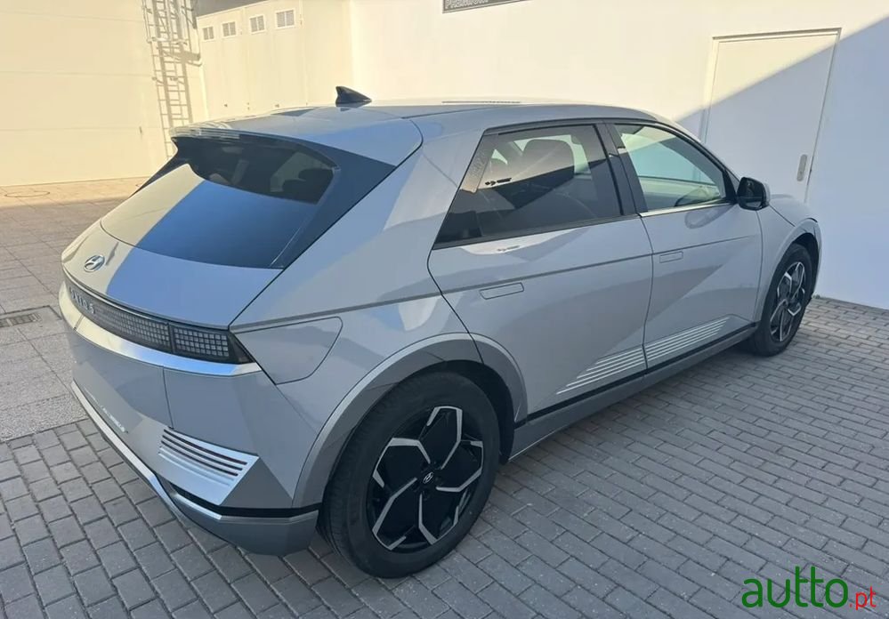 2022' Hyundai Ioniq 5 photo #4