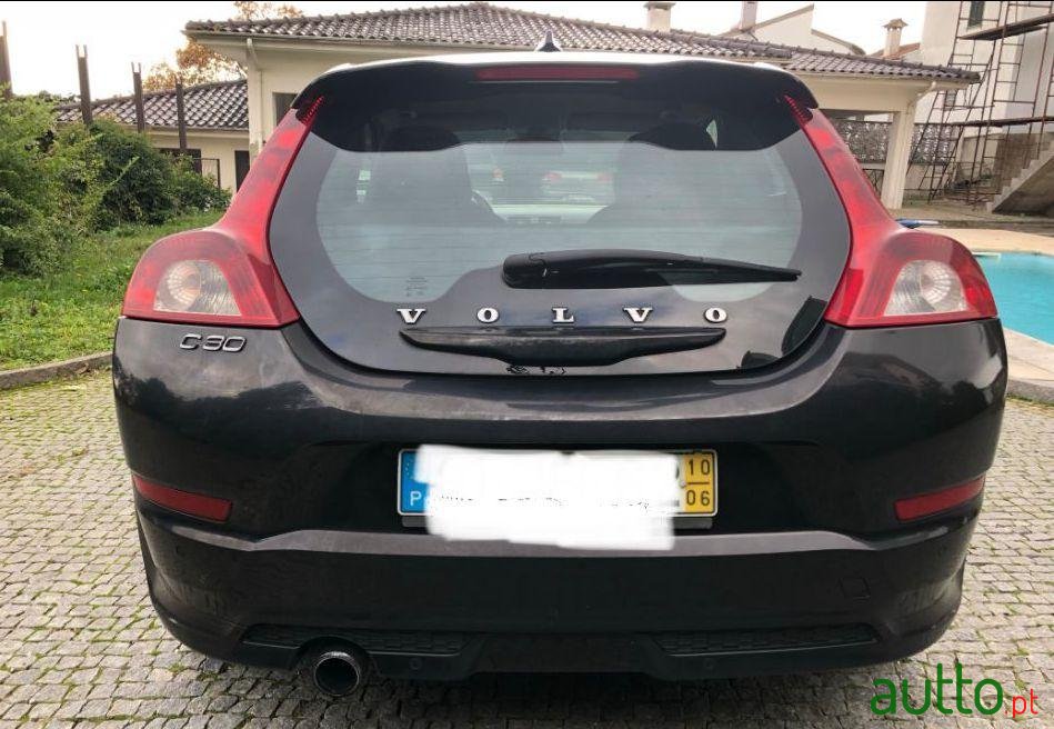 2010' Volvo C30 R-Design photo #1