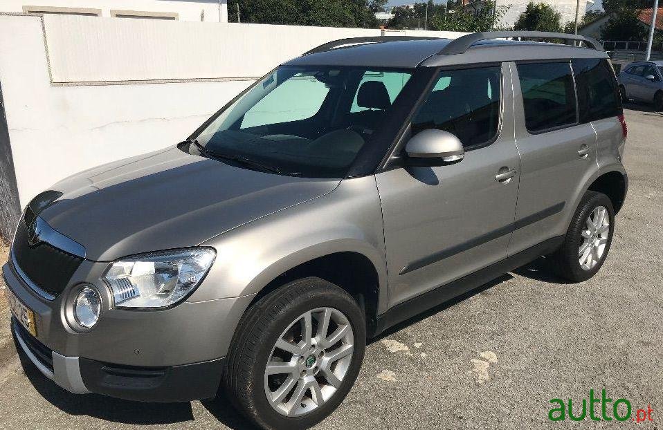 2011' Skoda Yeti 1.2 Tsi Experience photo #3