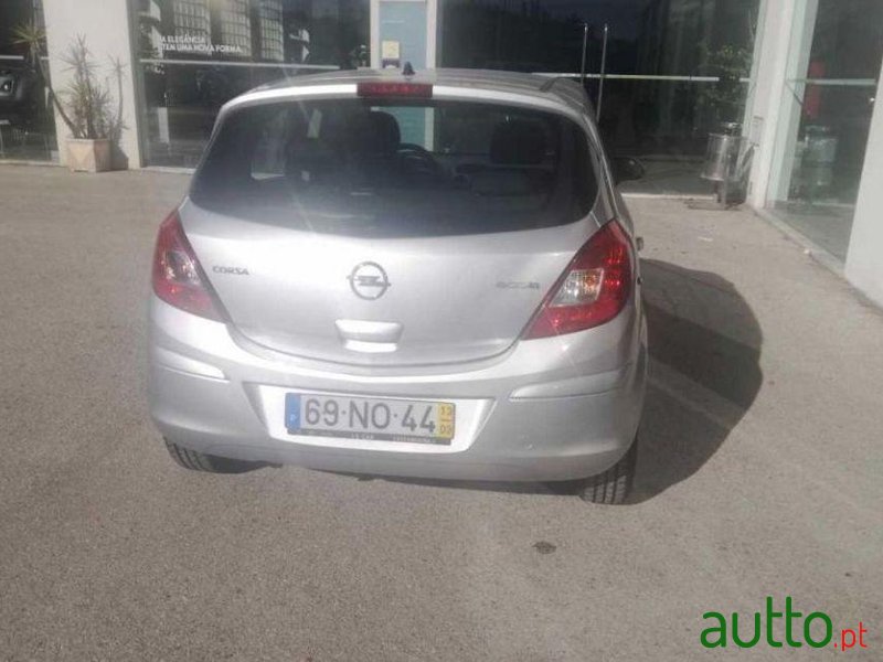 2013' Opel Corsa 1.3 Cdti Enjoy photo #1