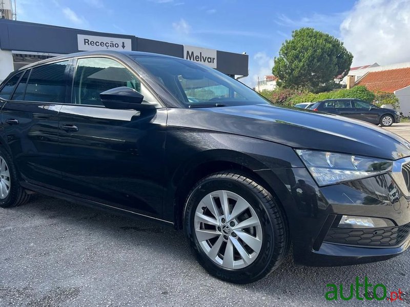 2023' Skoda Scala 1.0 Tsi photo #5