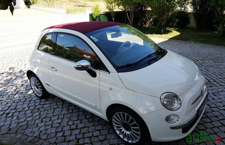 2010' Fiat 500C photo #2