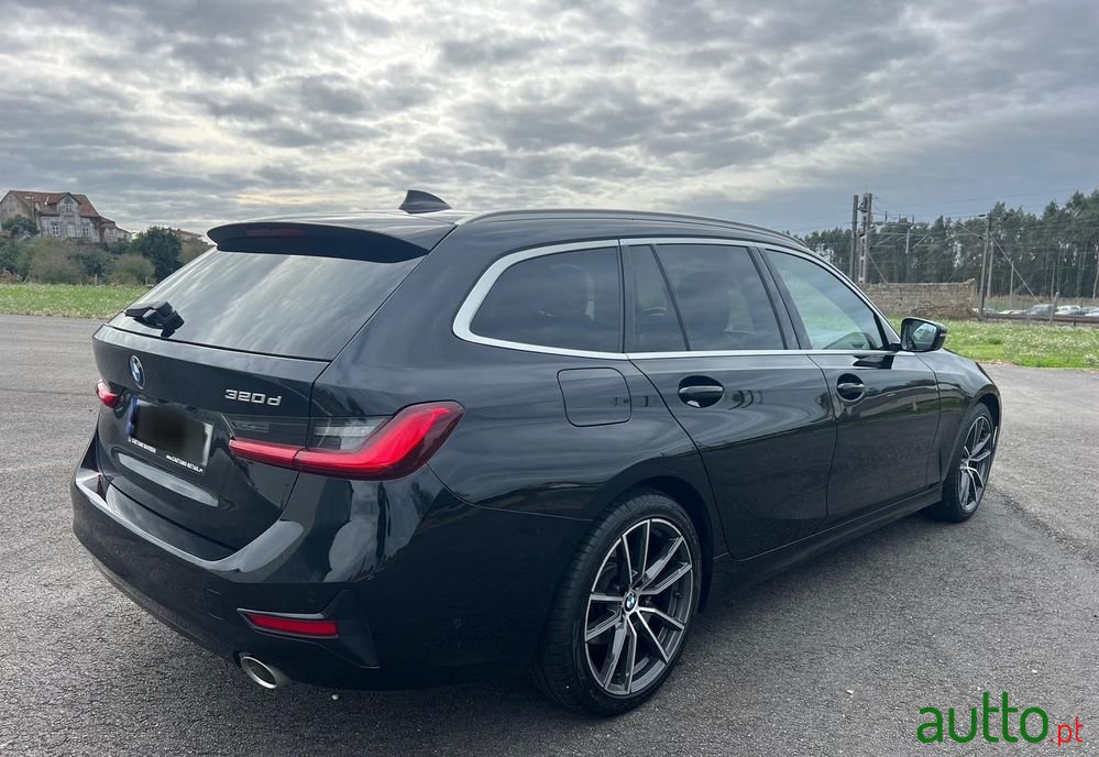 2020' BMW Série 3 photo #1