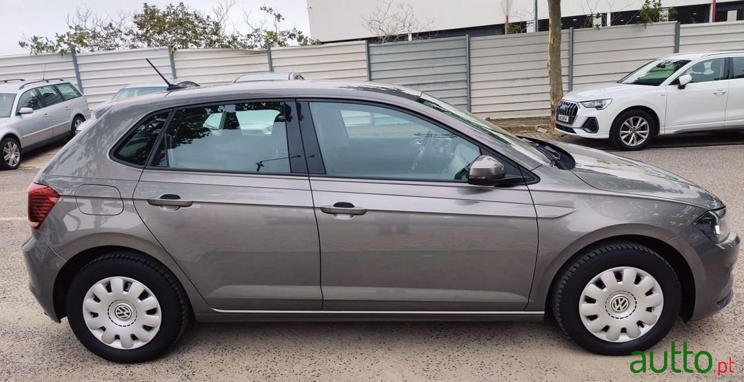 2018' Volkswagen Polo photo #4