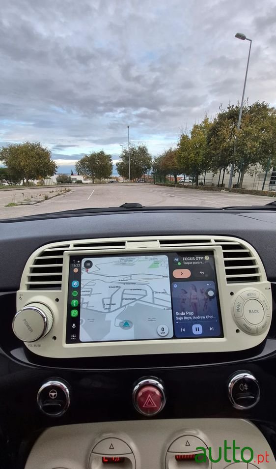 2015' Fiat 500 photo #6