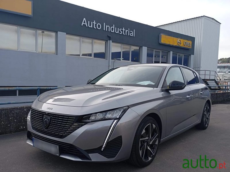 2024' Peugeot 308 photo #2