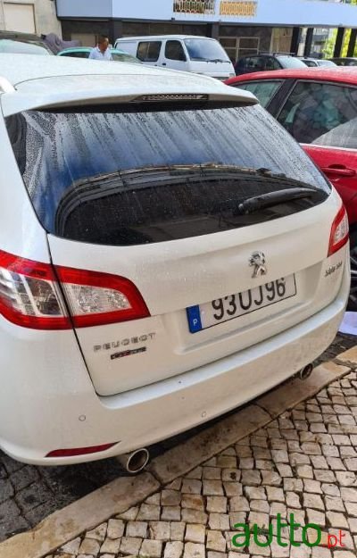 2012' Peugeot 508 Sw photo #2