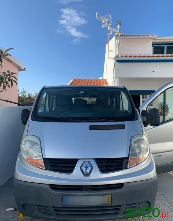 2007' Renault Trafic photo #2