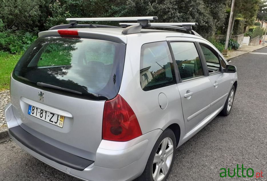 2005' Peugeot 307 Sw photo #3