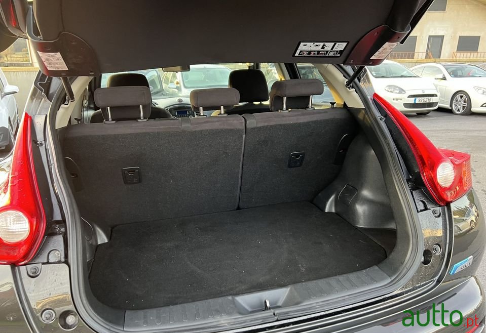 2011' Nissan Juke photo #5